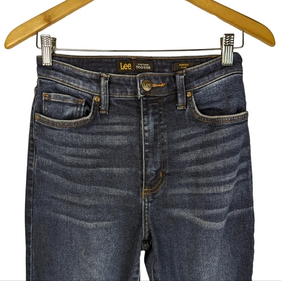 Lee Vintage Modern High Rise Flare Jeans Women’s Size 27 Dark Wash Denim - Picture 3 of 12